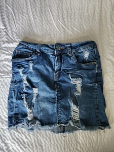 Wax Jean Blue Denim Mini Skirt Womens Distressed Hem Pockets Size Small W24 L12 - Picture 1 of 8