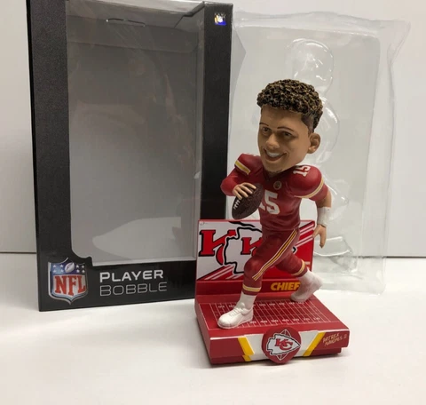Patrick Mahomes 2022 Kansas City Chiefs Highlight Series Limited Bobblehead Cover
