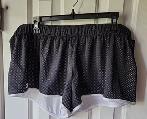 Under Armour Women's Play Up Reversible Shorts Size XL - Picture 1 of 4