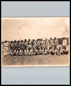 RETRATO DE CAMPEONES DEL EQUIPO DE BÉISBOL DE LA LIGA NEGRA FE CUBANA DE LA DÉCADA DE 1930 Foto original 200 - Imagen 1 de 2
