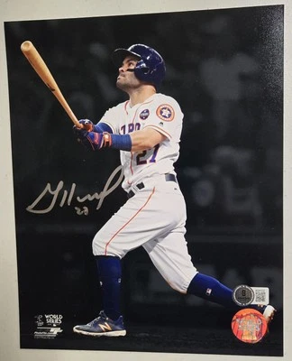 Jose Altuve Signed Houston Astros 8x10 Baseball Photo Beckett Auto - Image 1 of 3