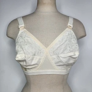 Vintage Playtex Cross Your Heart Bra White Size 38C *Stain* - Picture 1 of 10