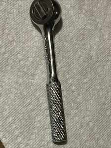 S-K Tools #40970  1/4" Drive Chrome Ratchet 4-1/2"Long Fine ToothKnurled Handle  - Picture 1 of 3