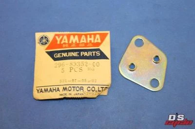 Suporte de relé pisca-pisca NOS Yamaha 1972 U7E 296-83352-00 - Imagem 1 de 4
