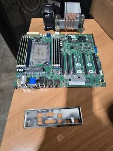 Tyan s8030gm4ne-2t & AMD EPYC 7742 64 Core & 256G RAM X550 10GBe +heatsink - Picture 1 of 1