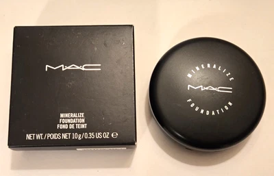 MAC Mineralize Moisture LSF 15 Foundation NW15 NW 15, Neu im Karton - Versand am selben Tag - Bild 1 von 3
