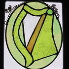 Attrape-soleil en verre teinté harpe irlandaise 5" x 6" cadre ovale en zinc et chaîne suspendue 10 1/2