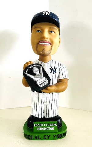 Roger Clemens Foundation 2001 Cy Young Award 2002 New York Yankees Bobblehead Cover