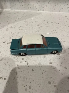 Dinky Toys 135 Triumph 2000 Sedan c1965 Made In England - Picture 1 of 10
