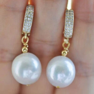 Orecchini pendenti A++ 14 mm bianchi conchiglia rotonda perla adolescenti cerchio oro - Foto 1 di 3