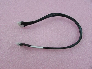 NEW 24G Int SlimSAS SFF-8654 to SFF-8654 8i Cable SAS4 85ohm 0.5M STR w/sideband - Afbeelding 1 van 4