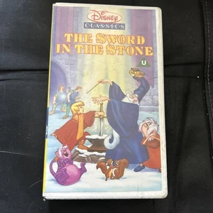 The Sword In The Stone (VHS, 1995) - Picture 1 of 3