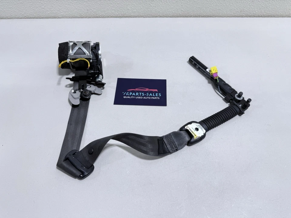 Cinturón de seguridad delantero izquierdo Hyundai Genesis Sedán 09-14 negro #8353 Foto 1 de 4