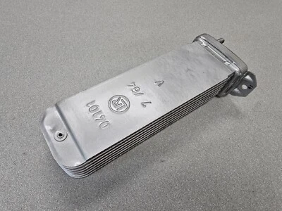 BONITO ENFRIADOR DE ACEITE ORIGINAL USADO PORSCHE 356 912 6 FILAS MÁS LARGO Y Reich #41 7/64 Foto 1 de 4