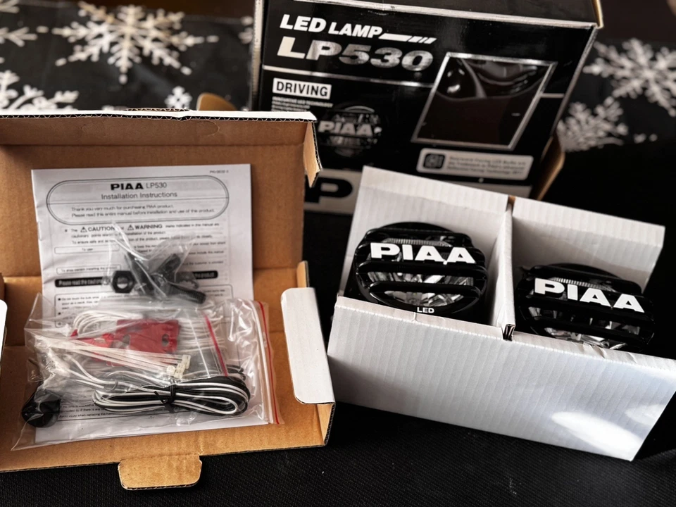KIT LÁMPARA DE CONDUCCIÓN LED PIAA LP530 Blanco Foto 1 de 4