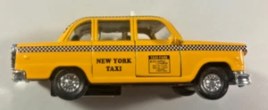 Shing Fat Huiyang 1501 NYC Taxi Car Classic Yellow Cab Checkered 1996 VG Rare! - Bild 1 von 13