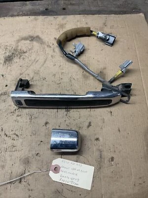 Manija de puerta delantera izquierda o derecha Infiniti M35 M45 06-10 80640-EJ21B 80646-9Y000 Foto 1 de 4