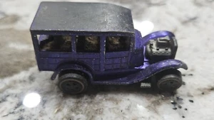 Hot Wheels Redline Classic 31 Ford Woody 1968 Purple Missing A Wheel  Usa Base - Picture 1 of 6
