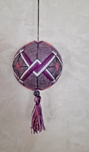 Stunning 2.8 " Handmade Japanese Temari Ball - Picture 1 of 5