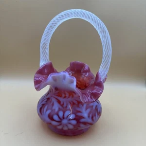 Fenton Are Glas Spanische Spitze Preiselbeere Opalisierend Korb 7,5" Vintage - Bild 1 von 10