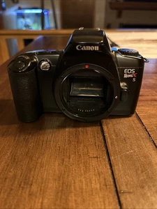 Canon EOS Rebel-X Film Camera - Picture 1 of 7