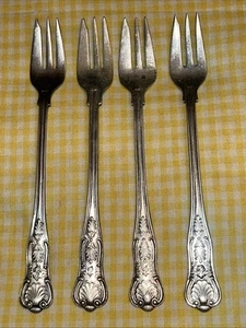 (4) US Navy KINGS Pattern Cocktail Forks – INT’L SILVER Co, Holmes, W/Anchors - Picture 1 of 10