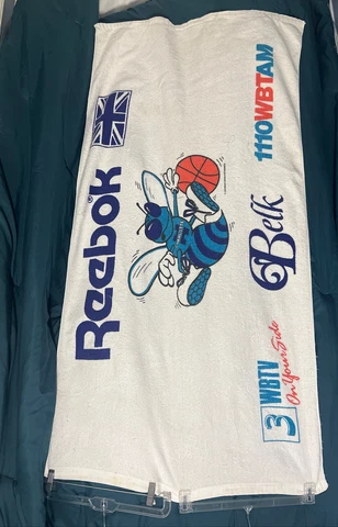 Charlotte Hornets Belk Bath Towel NBA Vintage 90s Beach White Reebok 56x30 WBTV Cover