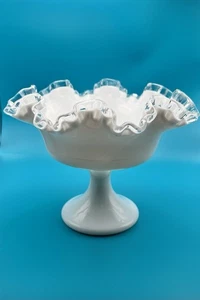 Vtg Fenton Silver Crest Milk Glass Compote Pedestal Ruffled Edge Candy Dish 8” - Bild 1 von 10