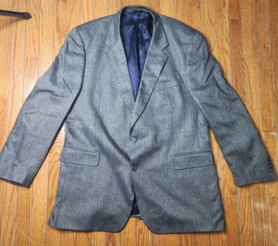 Jos. A. Bank Men's 48L Herringbone Blazer 100% Silk Excellent Condition - Image 1 of 4