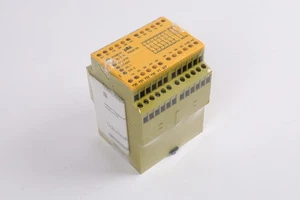 NEW PILZ  PNOZ X9 100-120VAC 24VDC 7n/o 2n/c 2so 774605 [24 MONTHS WARRANTY] - Picture 1 of 2