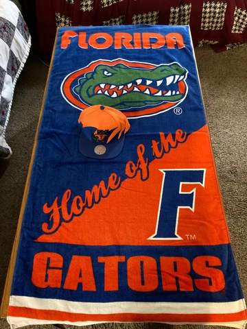 florida gators mitchell & Ness hat & beach towel BRAND NEW Cover