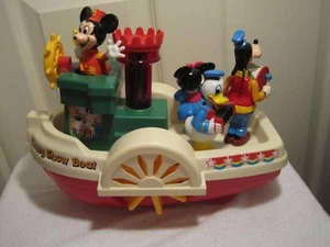 Disney Vintage Showboat Mickey $139.95 - Picture 1 of 11