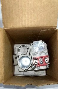 Emerson Electric Co. White Rodgers Division 36C21U 206 Replacement Gas Control - Picture 1 of 22
