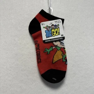 Teen Titans Go! Robin No Show Socks 1 Pair 4-6 Y Shoe Size 11-2 NEW - Picture 1 of 4