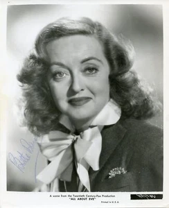 Davis, Bette. (1908-1989): "All about Eve" – Signed Photograph - Picture 1 of 1