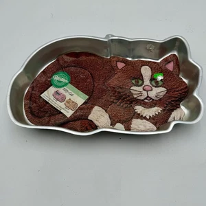 Vtg Retired Wilton Kitty Cat Kitten Cake Pan (2105-1009, 1987) Halloween Pattern - Picture 1 of 2
