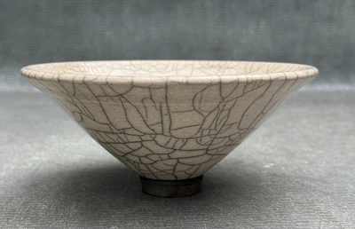 VINTAGE ANTIQUE CRAQUELURE POTTERY BOWL ASIAN JAPANESE STYLE HAND SIGNED ART - Image 1 of 4