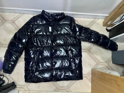 Chaqueta acolchada Calvin Klein 7 grados factor calor brillo AZUL MARINO CM152693 hombre grande Foto 1 de 4