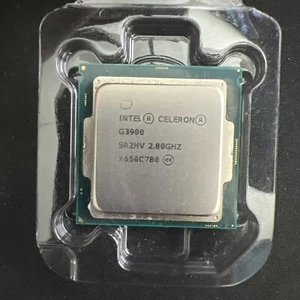 Intel Celeron G3900 Dual Core CPU (2M Cache 2.80GHz 6th generation) - Picture 1 of 2