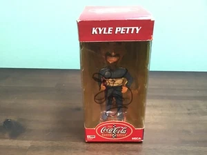 Signed New COCA-COLA RACING FAMILY Kyle Petty NASCAR #45 BOBBLE HEAD 4.5" 2002 - Picture 1 of 7