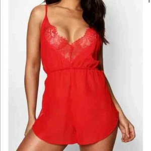 Boohoo pizzo finitura chiffon orsacchiotto 4 NUOVO SENZA ETICHETTE - Foto 1 di 9