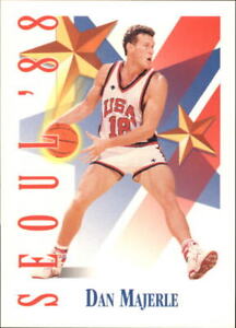 1991-92 SkyBox Basketball Card #552 Dan Majerle USA