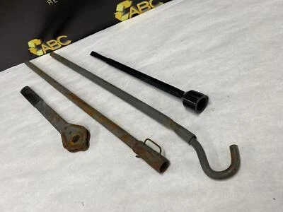 2006 Hummer H2 SUT Tool Kit HUMMER H2 OEM - Image 1 of 3