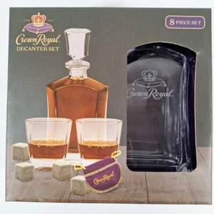 Juego de jarra Crown Royal (750 ml) con 2 vasos (10,5 oz) y piedras de whisky - Imagen 1 de 3