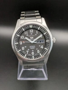 Seiko 7S36-03J0 SNZG13 Black Dial Auto Military Field Watch- EXCELLENT CONDITION - Picture 1 of 11