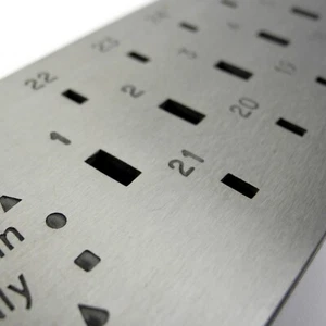 Stahl Ziehplatte Rechteckig 30 Loch Ø6.00 - Ø3.00mm (Made IN Italy )- TD432 - Bild 1 von 2