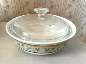 Pfaltzgraff French Quarter Round Casserole Baking Dish with lid. 1 Quart - Picture 1 of 9