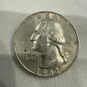 🔥 Rare 1962 d silver quarter 🔥  - Picture 1 of 5