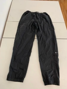 Vintage Nike Trainingshose Medium schwarz Nylon Windbreaker Sport Training Retro - Bild 1 von 15