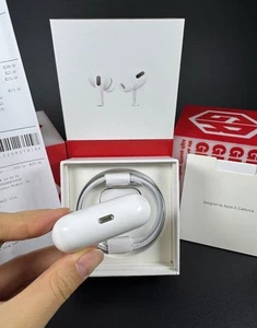 AirPods Pro - Photo 1 sur 4